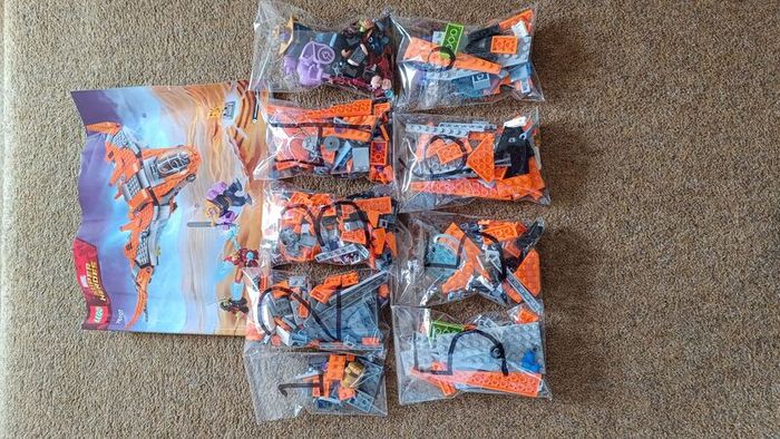 Lego 76107 Thanos Ultimate battle and 76102 Thor's weapon quest  in one