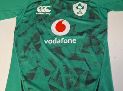 Ireland Official Canterbury Rugby Union Jersey (Youths 14 Years) FREE POST