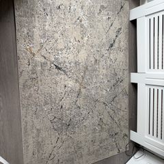 Modern silver abstract rug