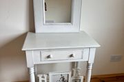 Bedroom Dressing table /Mirror &amp; Photo Frames.