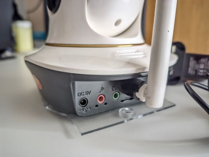 Pet camera Vstarcam with laser toy and 360 rotation