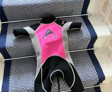 Girls wet suit aged 4 -5