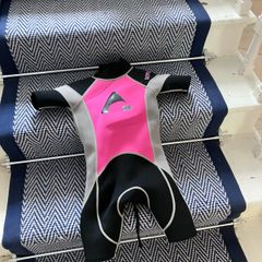 Girls wetsuit aged 4 -5