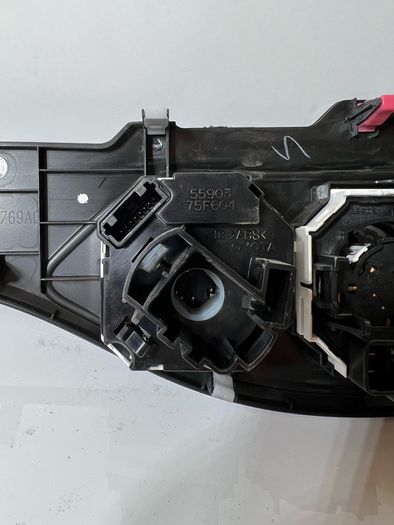 Toyota Yaris 3 Ac Control Panel 55903 75f604 Climate Control Panel  A1l 1b14s