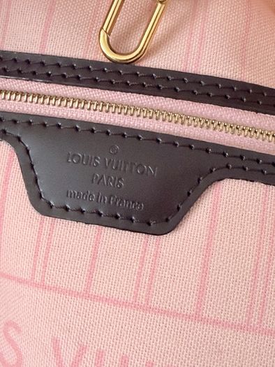 Louis Vuitton Neverfull Damier Ebene MM