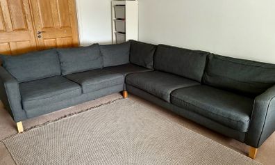 Corner sofa with washable covers