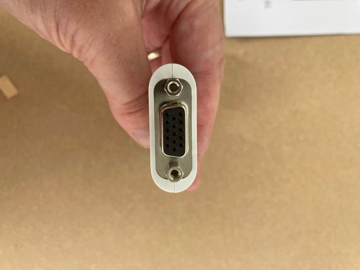 Apple DVI to VGA connector
