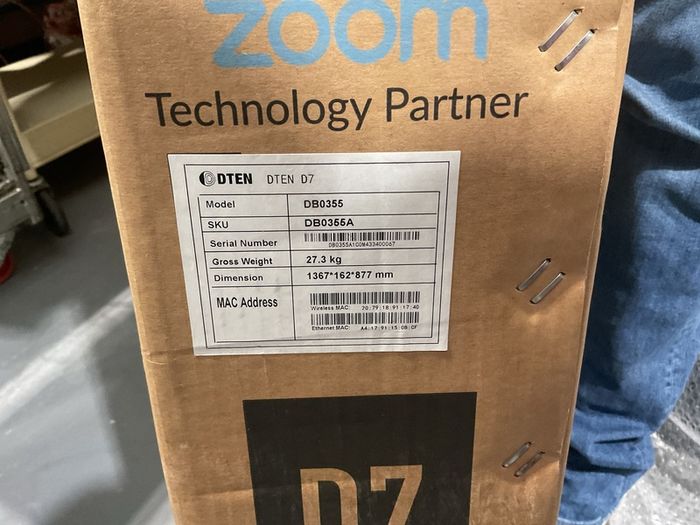 DTEN D7 55 inch interactive screen