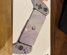 G8 Galileo mobile gaming controller