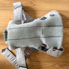 Baby Bjorn carrier mini
