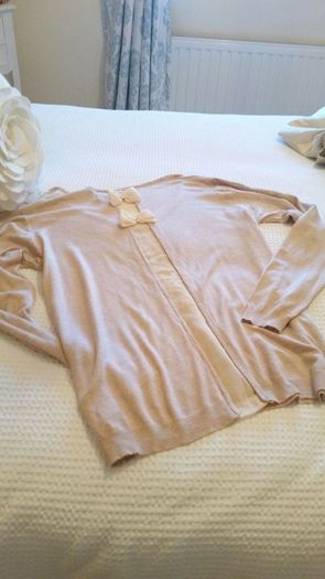 Beige Jumper with Bows at Back - Size 14