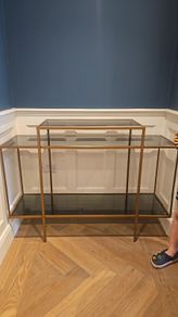 Sideboard table
