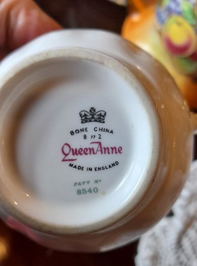 "Queen Ann" bone china tea set