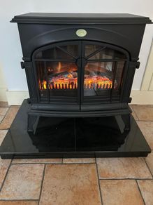 Berry Electric Fire Effect Stove