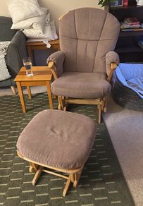 Breastfeeding chair