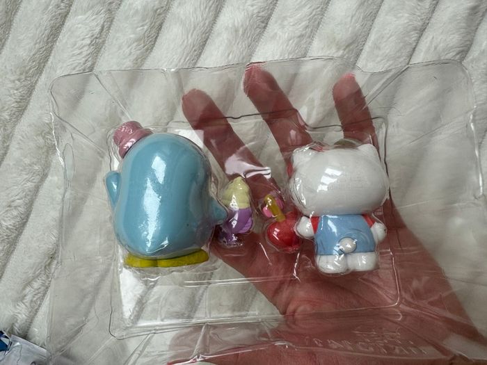Hello Kitty and Friends Hello Kitty Tuxedosam new Damaged box Please see pictures