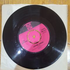 The Johnstons Leaving London The Currach Of Kildare 7 inch Vinyl Single