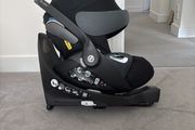 Cybex Cloud Z i-Size Car Seat + Rotating ISOFIX Base