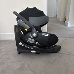 Cybex Cloud Z i-Size Car Seat + Rotating ISOFIX Base