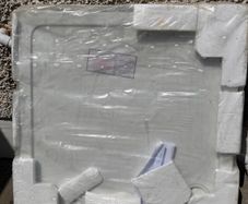 Low level shower tray.