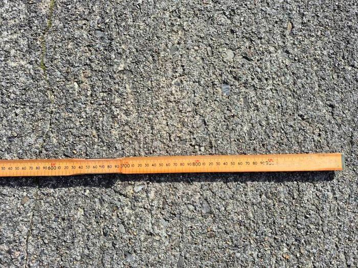 Vintage Blundell Harling 2m Wooden Folding Ruler  BS 4484 Metric