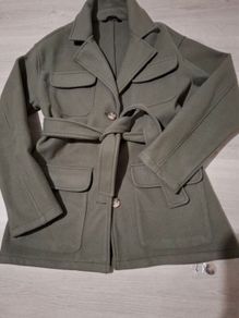 New coat size Small