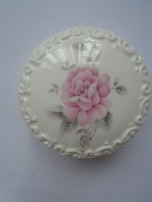 Trinket box, China trinket box, Home decor. Collectables