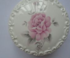 Trinket box, China trinket box, Home decor. Collectables