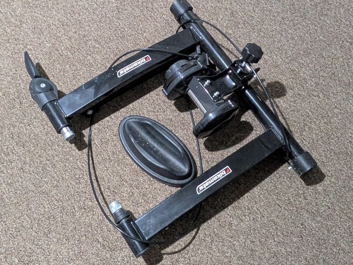 Indoor bike trainer