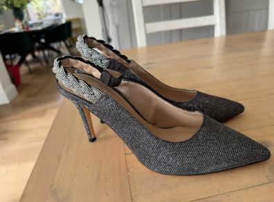High heels, New. Size 6 black with sparkles and diamond ankle strap