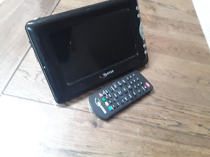 tv star portable tv 7in