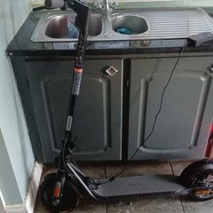 Electric scooter
