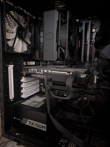 Ryzen 5 7600X | RTX 2060 | 32GB DDR5 | 27" 165Hz + Peripherals