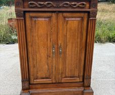 Gorgeous Teak Indoor Bar on wheels