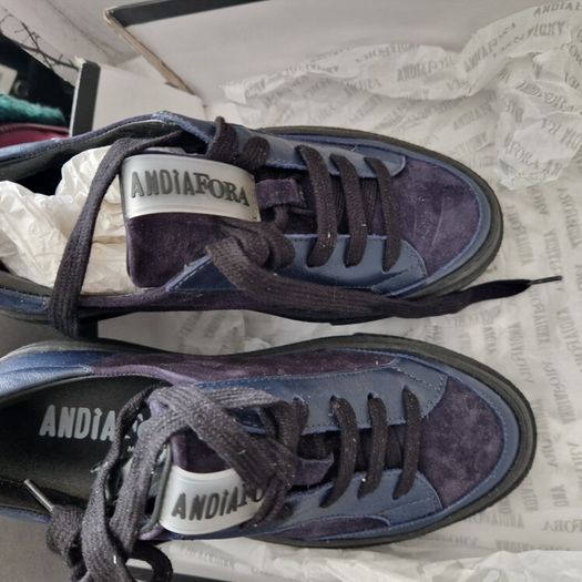 Andia Fora bnib Izar navy suede/leather platform trainers size 39