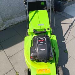 Lawnmower Briggs Strattion 500 series with 158 cc engine
