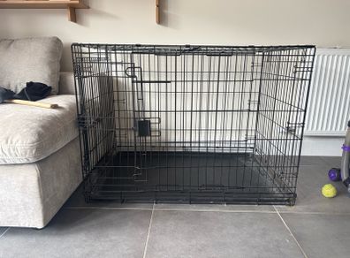 XL Metal Dog Crate (Amazon)
