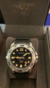 Bulova divers watch sea king 300 M brand new