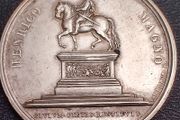 1817 France Louis XVIII Silver Medal XF Equestrian Statue Restoration Henrico Magno
