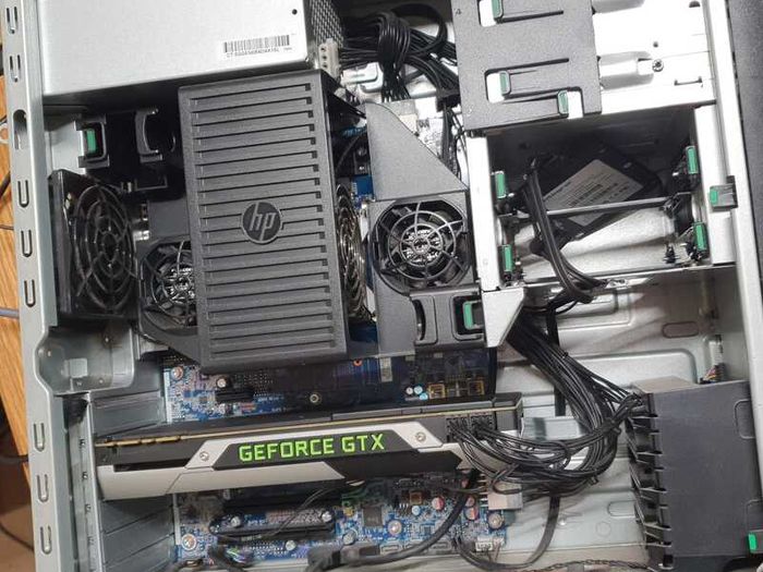 HP Z440 Gaming Workstation | Xeon E5-1620 v4 | 32GB ECC RAM | GTX 980 4GB / Quadro P2000 5GB