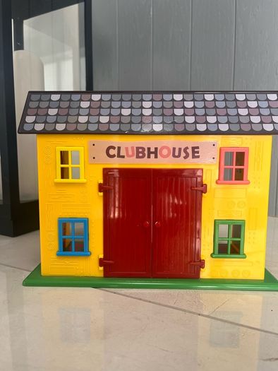 Hey Duggee clubhouse playhouse