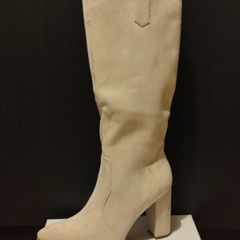 Stylish Beige Knee-High Boots  Size 40  Brand New