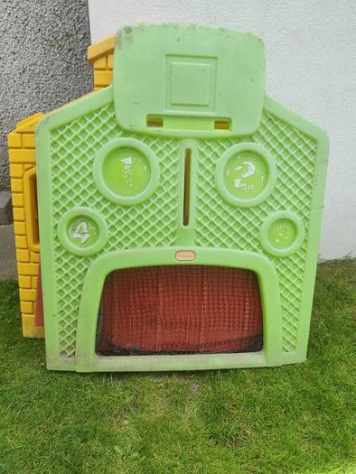 playhouse