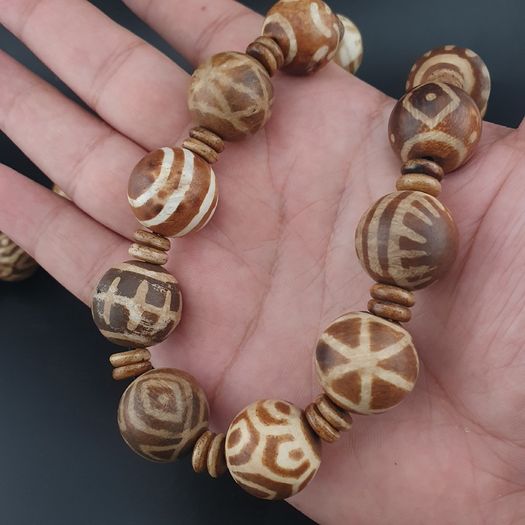 Burmese Antique Pumtek Pyu 18-19 mm Beads Necklace 24 inches