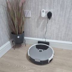 Vacuum Robot