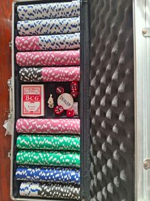 poker set with a case
