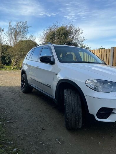 BMW X5 commercial