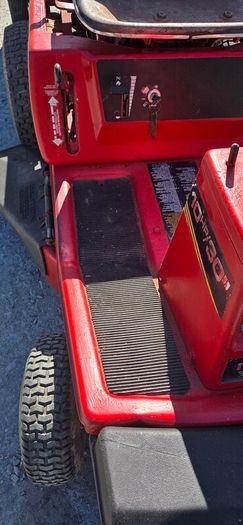 Ride on mower and trailer