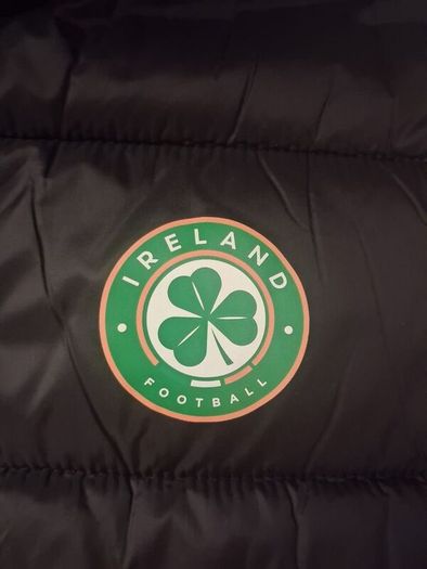 Brand New Castore Ireland Core Puffer Jacket - Size - U.K.16 - RRP - 55.00