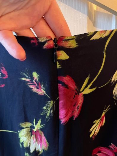 Hobbs Silk Dress - Size 12 perfect condition